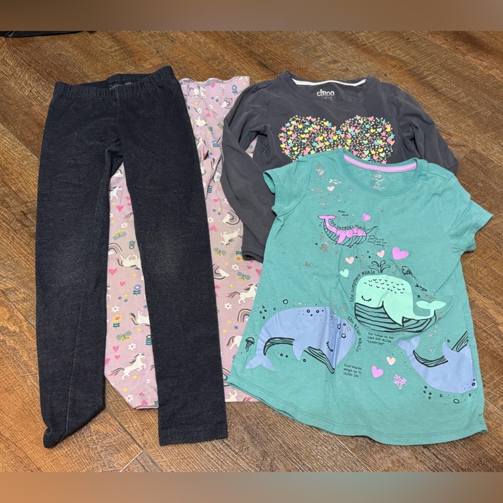 Youth Girls 7/8 Bundle - shirts and leggings